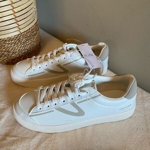 Tretorn Women's White&Grey Sneakers